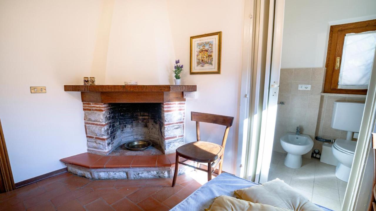 Il Cottage Di Patrizia Lucca Exterior photo