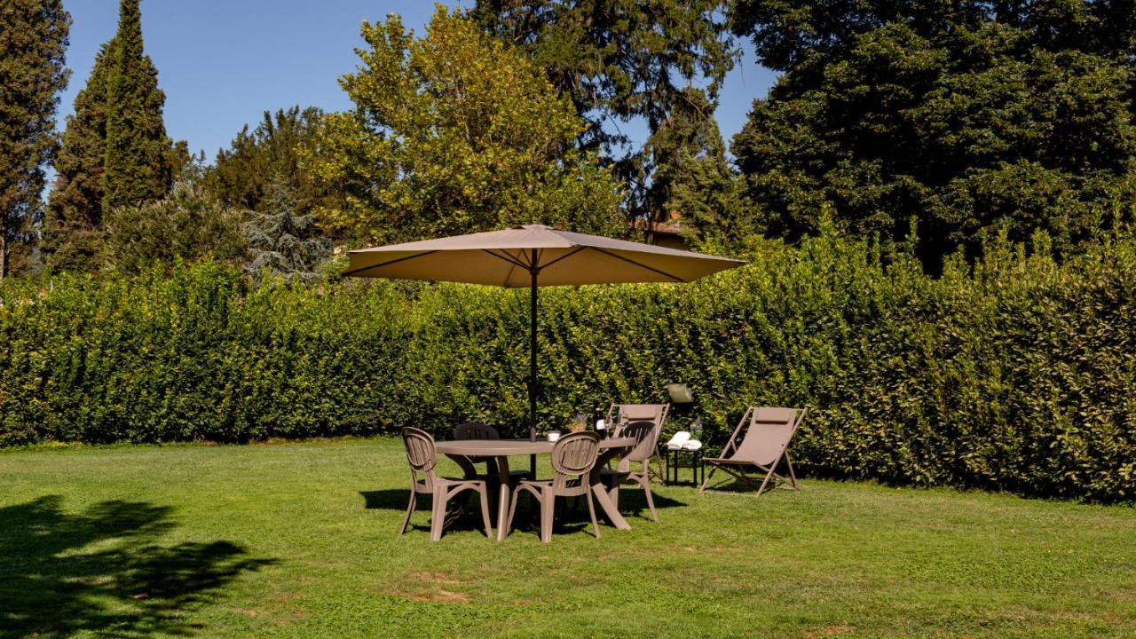 Il Cottage Di Patrizia Lucca Exterior photo